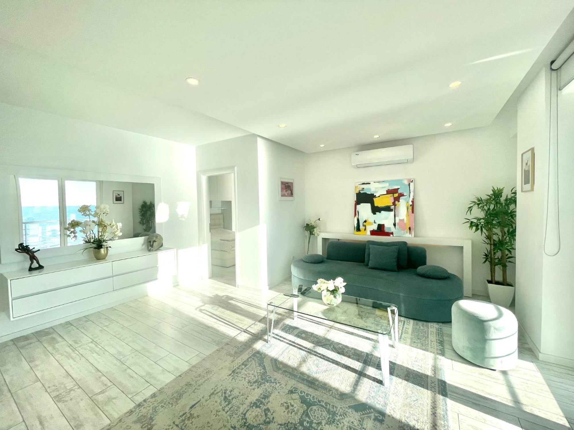 Currila Modern Luxury Stunning Views Appartamento